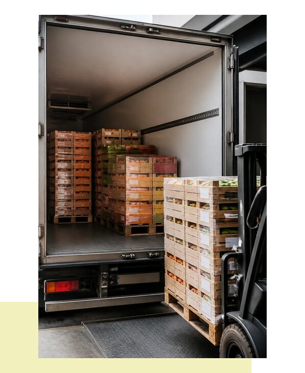 Перевозка сельхозпродукции на паллетах с доставкой в Великого Новгород
